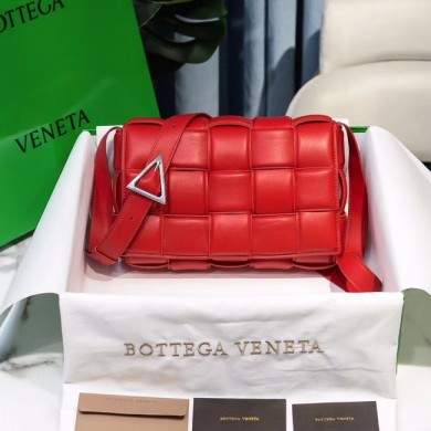 Fake Bottega Veneta PADDED CASSETTE BAG 591970 RED BV1110Sq37