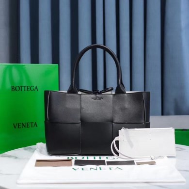 Replica Bottega Veneta ARCO TOTE 609175 black BV164Tm92