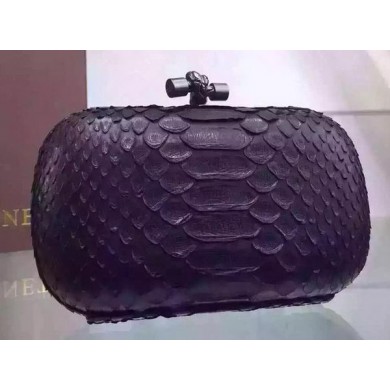 Replica Cheap Bottega Veneta Snake Leather Knot Clutch BV8653 Black BV52QC68