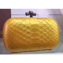 Replica High Quality Bottega Veneta Snake Leather Knot Clutch BV8653 Gold BV343Jh90