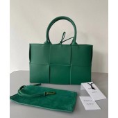 Imitation Bottega Veneta ARCO TOTE Small intrecciato grained leather tote bag 652867 RAINTREE BV714QQ72